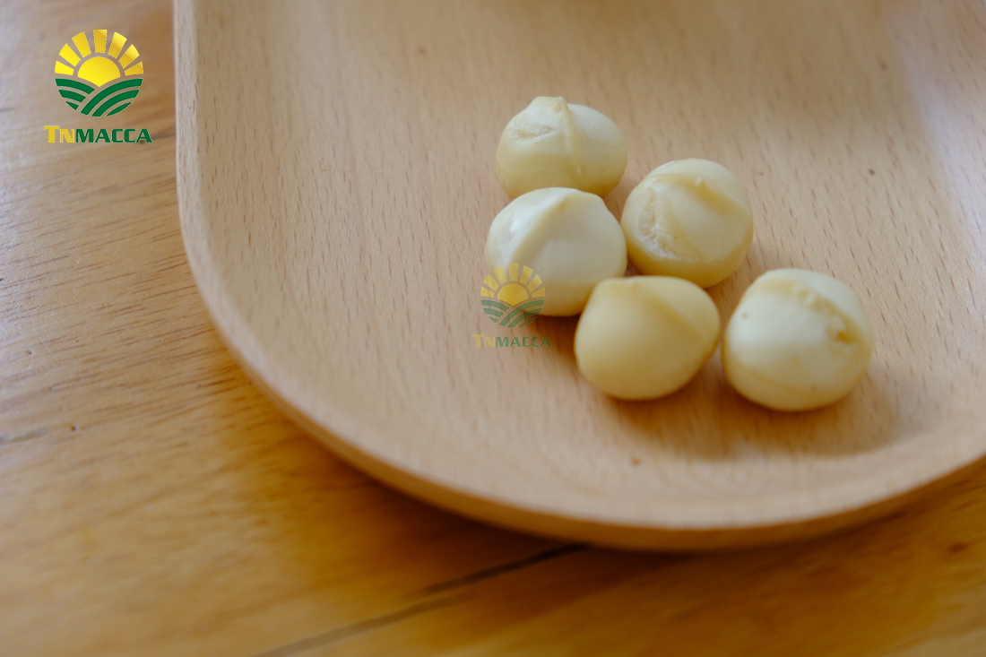 hat-macca-uc-tach-vo-gia-bao-nhieu-mua-hat-macca-haiwaii-o-dau